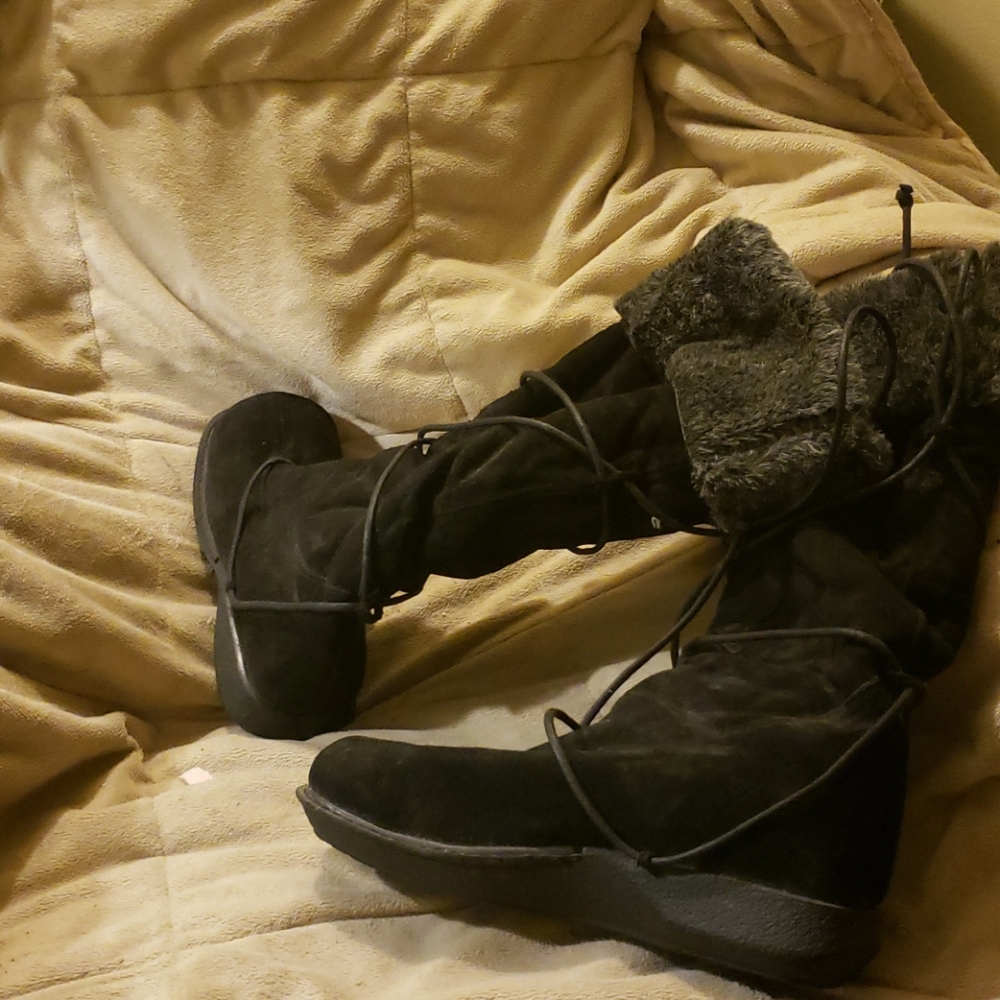 Black Suede Lined Boots Sz 8.5 NWOT